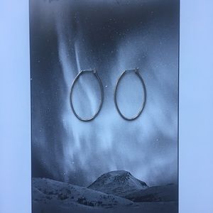 Vintage Silver Hoop Earnings